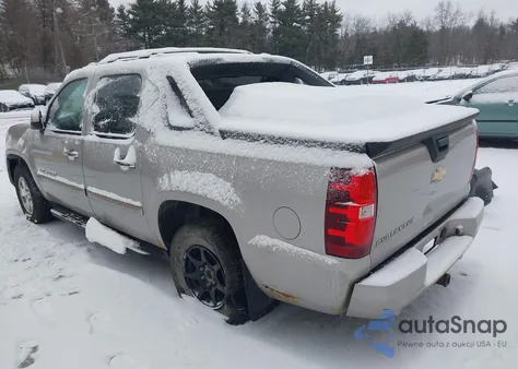2007 Chevrolet Avalanche 1500 Lt z USA, uszkodzony, nr VIN 3GNEK12377G104396